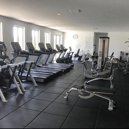 Westmoreland Hills - Mount Standfast - St James - Full Gym Membership セントジェームス エクステリア 写真